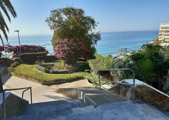 Calma Chica Апартаменты Торремолинос